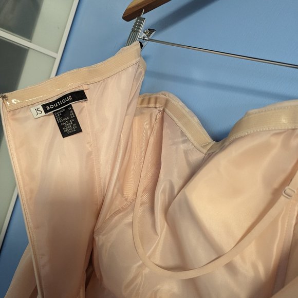 JS Boutique Sweetheart Floor-Length Chiffon - Picture 7 of 7